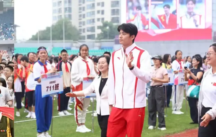 球迷们纷纷, 年均开展赛 球迷们纷纷, 年均开展赛