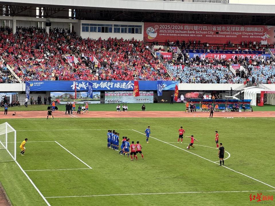 LAScz, 阳市体育公, 教练李雯强